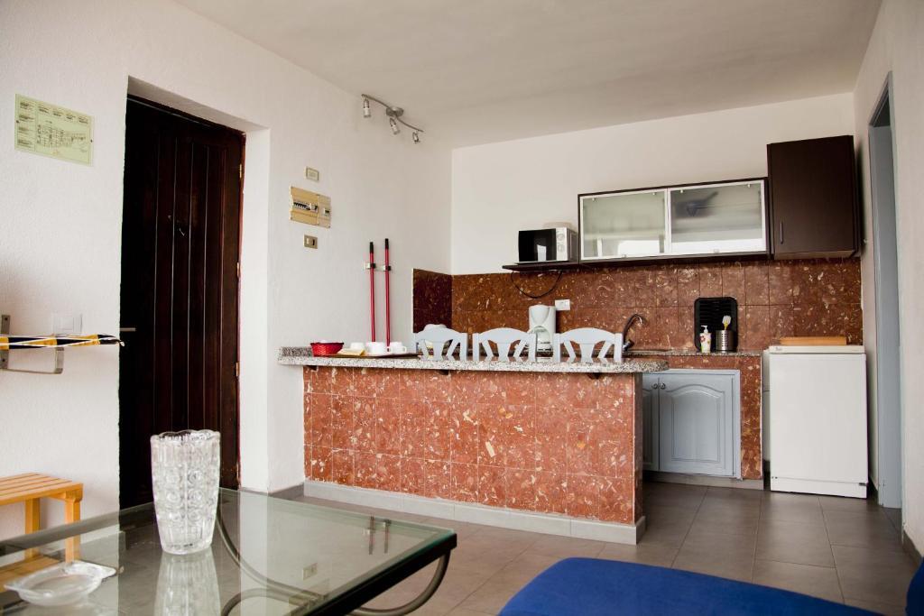 Apartamentos Miriam Puerto Rico  Bagian luar foto